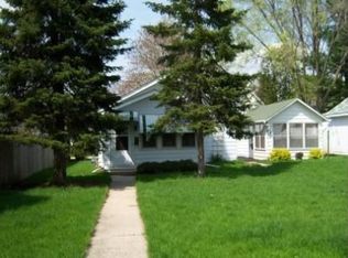 1551 Jackson St, Beloit, WI 53511