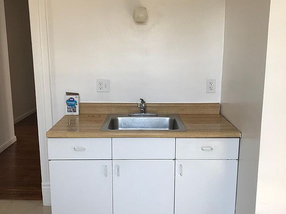 Kitchen photo 3