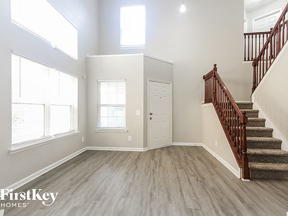 3rd image of 8121 Birchfield Dr