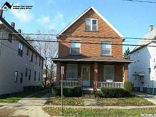 2nd image of 2036 Halstead Ave