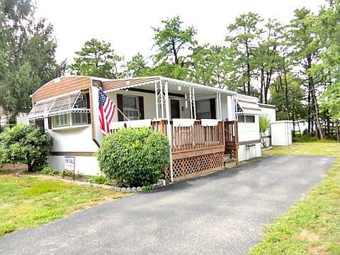 1st image of 12 Martin Dr