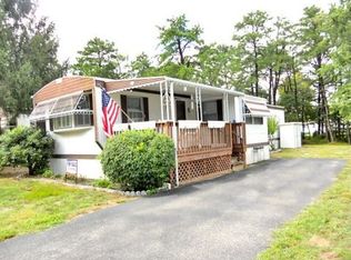 12 Martin Dr, Whiting, NJ 08759
