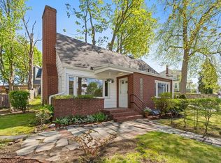4 Bicknell Ter, Lawrence, MA 01841