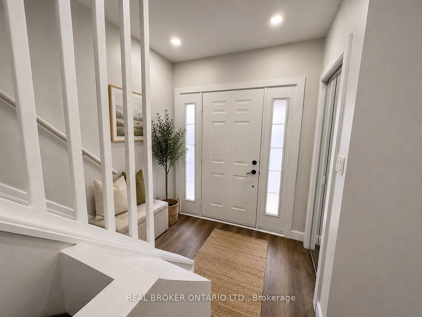 3 bed, $2,400 — Photo 2
