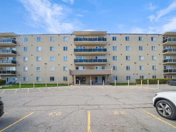 936 Glen St #411, Oshawa, ON L1J 5Z7