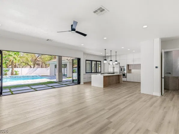 10626 San Vercelli Ct, Las Vegas, NV 89141
