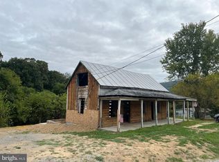 101 Engle Rd, Harpers Ferry, WV 25425