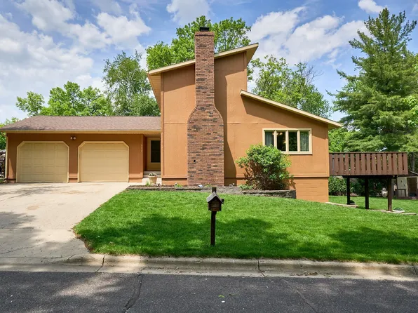 811 Church Hill Ln, Glencoe, MN 55336