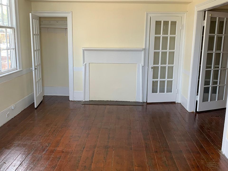 Front Bedroom 1