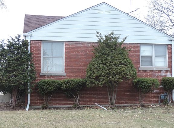 2nd image of 348 S 32nd Ave
