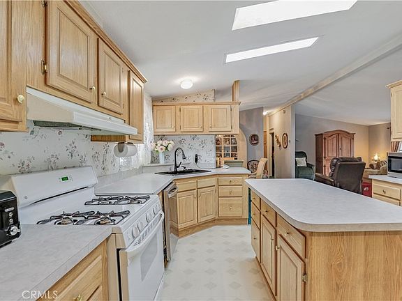 3rd image of 5815 E La Palma Ave Spc 59