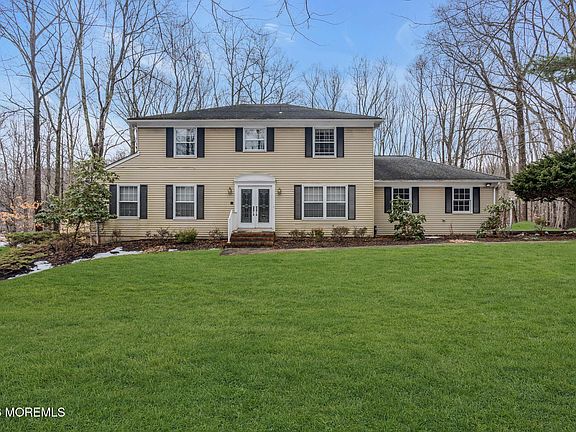 3rd image of 103 Reids Hill Road