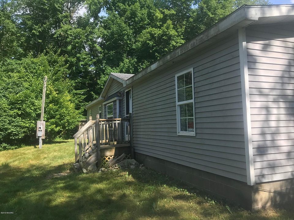 2nd image of 35149 79th Ave