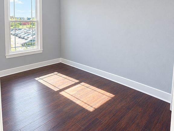 5th image of 75 Fulton St Floor 2