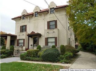 96 Louis St, Staten Island, NY 10304