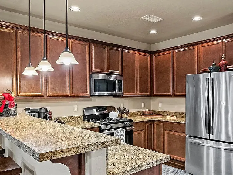 2525 W Pollo Cir — Photo 3