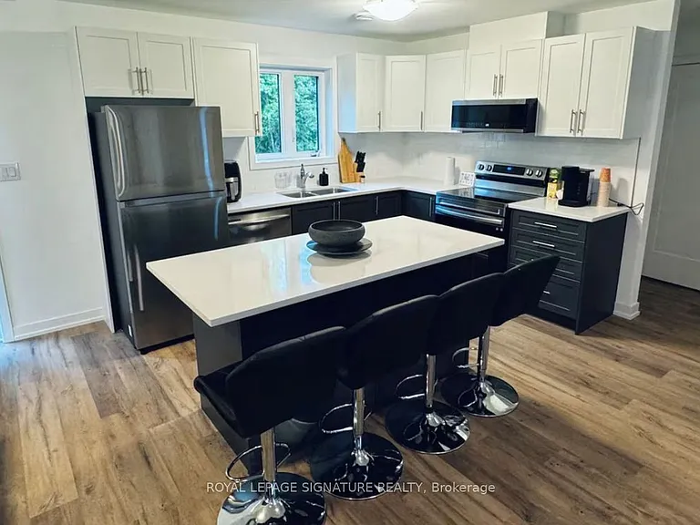 4263 4th Ave #722 — Photo 3