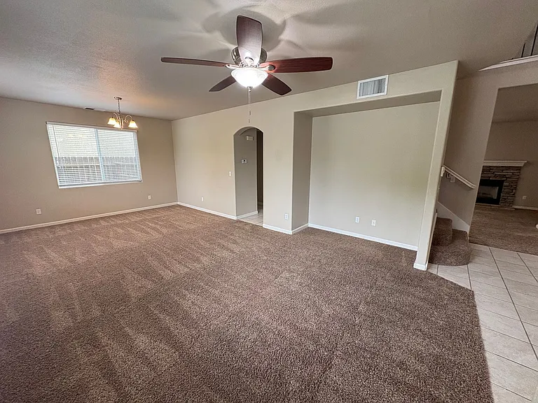 1249 N Julieann Ct — Photo 35