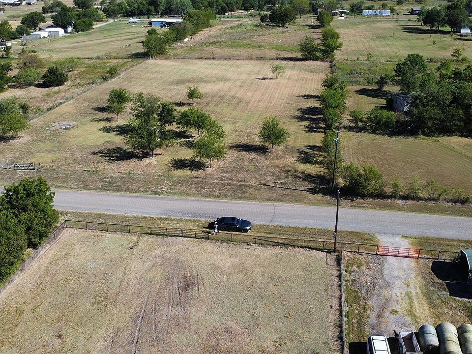 1st image of 1880 County Road 2290