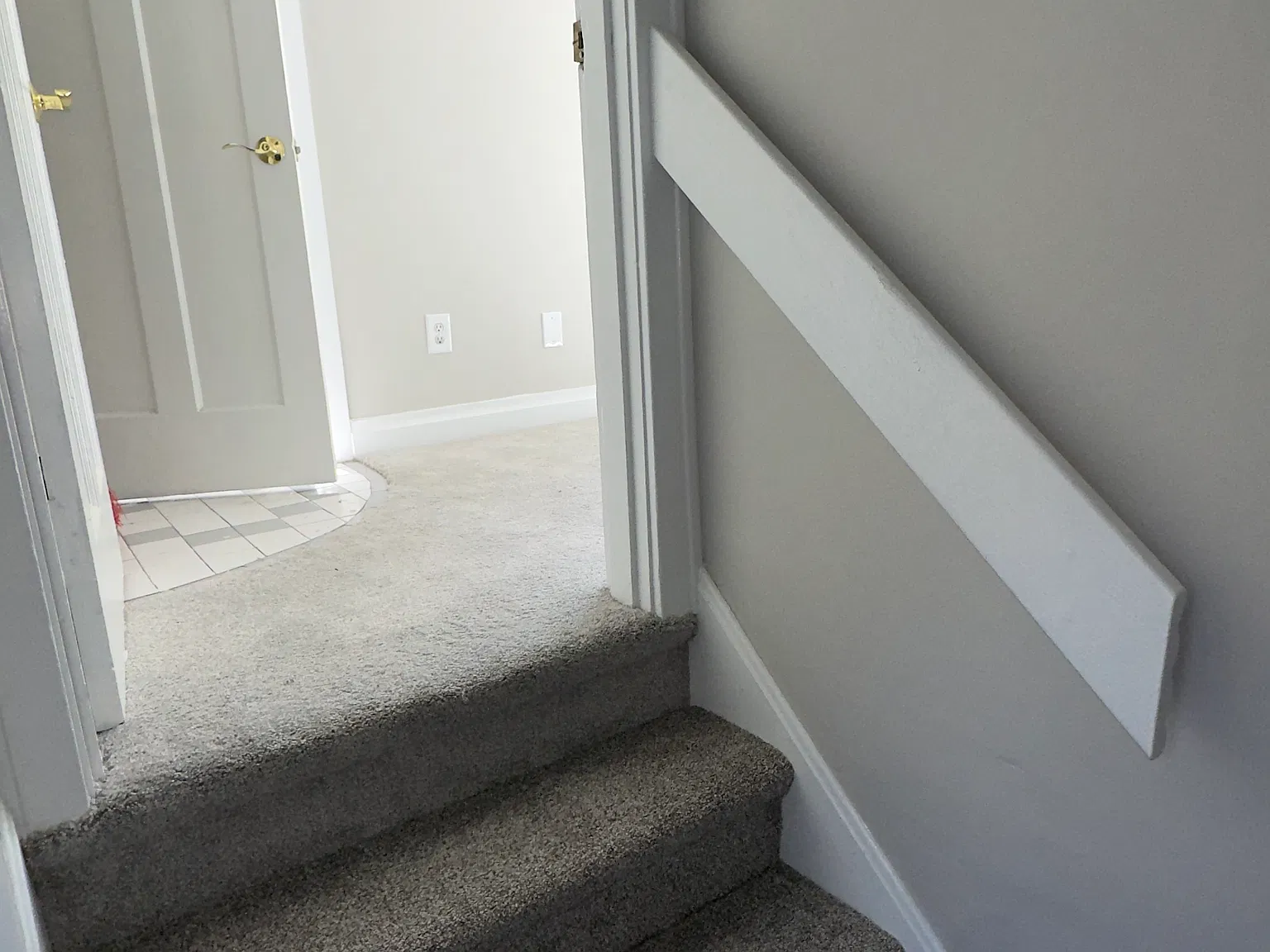 4 bed, 2300 sqft, $2,500 — Photo 4