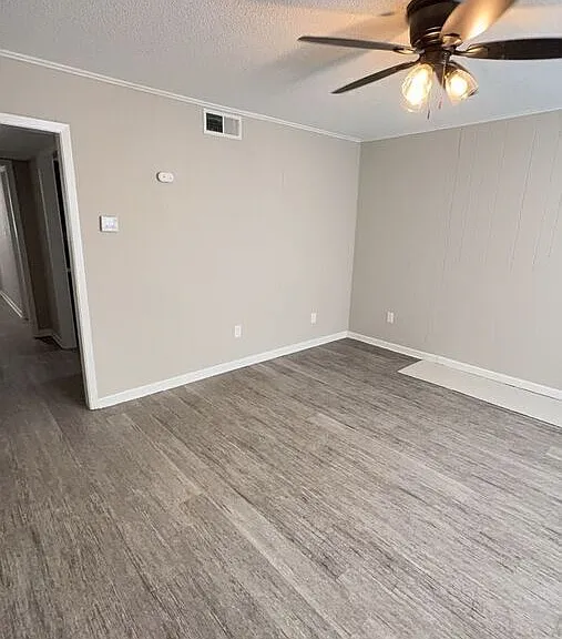 3136 Monterrey Sq — Photo 25