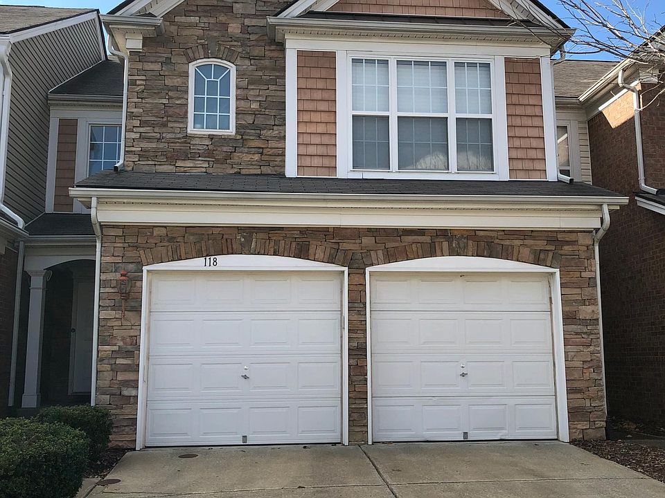 1st image of 422 Lazy Creek Ln