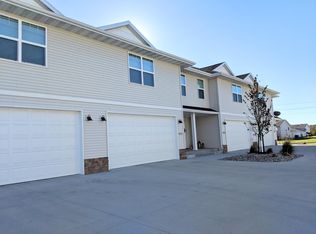 4904 39th Ave S, Fargo, ND 58104
