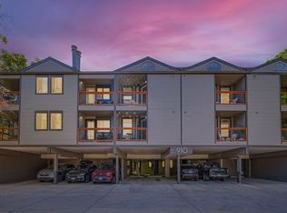 910 Portland Pl APT 11, Boulder, CO 80304