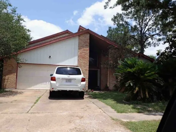 6034 Downwood Forest Dr, Houston, TX 77088