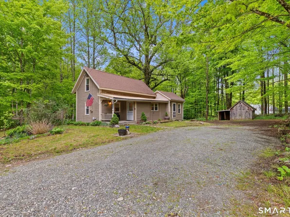 519 Brooklyn Road, Canterbury, CT 06331