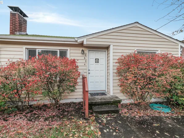 8654 SE Liebe St, Portland, OR 97266