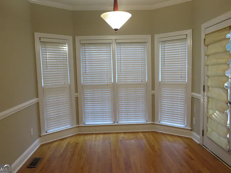 2205 Crescent Walk — Photo 30