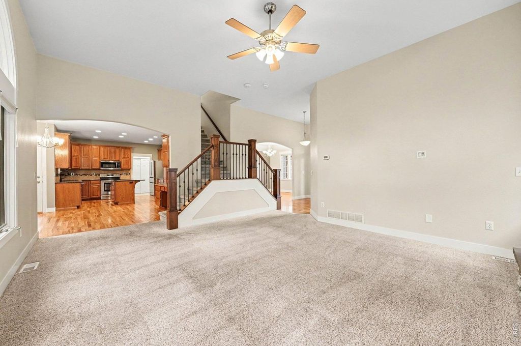 5609 Weeping Way