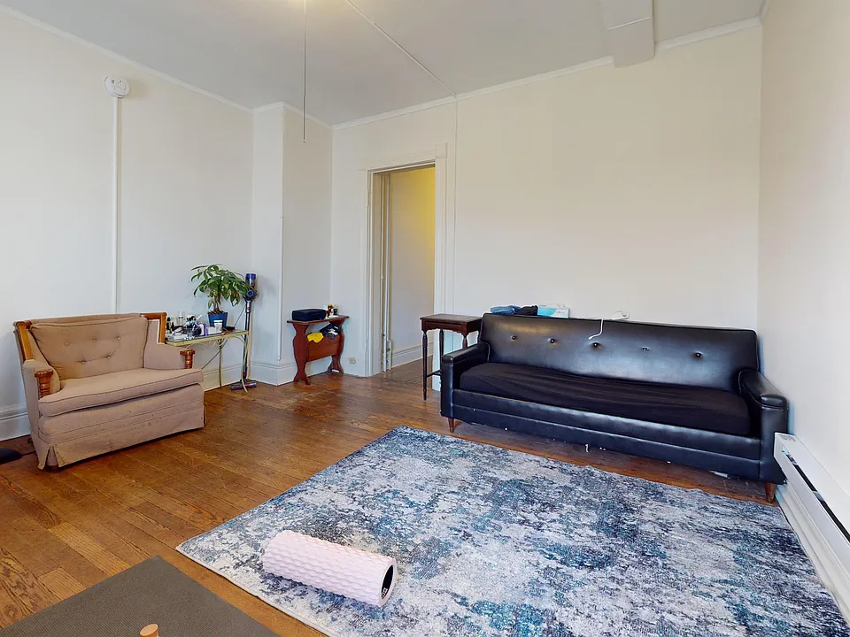 214 Stewart Ave #2