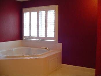 4th image of 809 Keeling Dr
