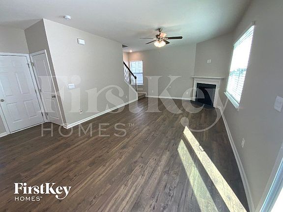 2nd image of 108 Kona Rd