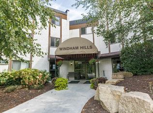 401 E Burnsville Pkwy APT 204, Burnsville, MN 55337