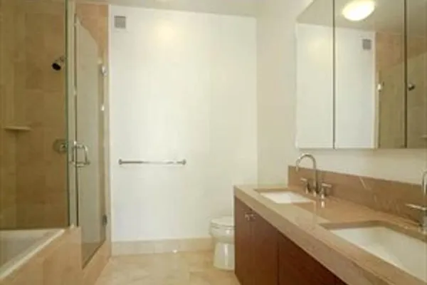 Rented by Corcoran | media 23