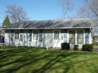 2136 N Evandale Dr, Decatur, IL 62526