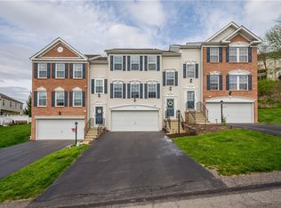 2007 Moccasin Dr S, Washington, PA 15301