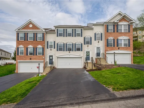 2007 Moccasin Dr S, Washington, PA 15301