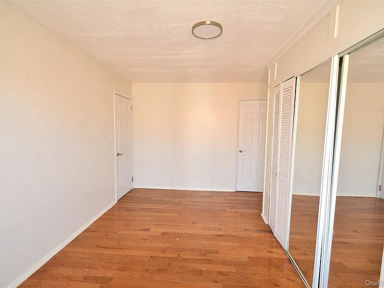 1510 Beach 12 St #2 — Photo 2