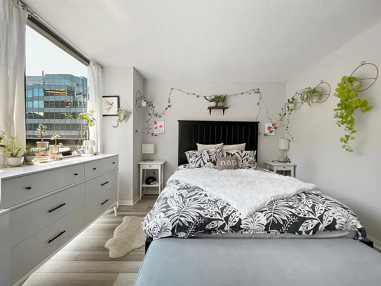 230 E Ontario St #1804 — Photo 8