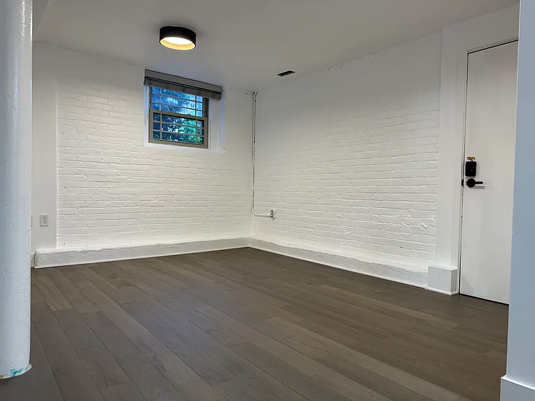 11433 Ashbury Ave #1 — Photo 5
