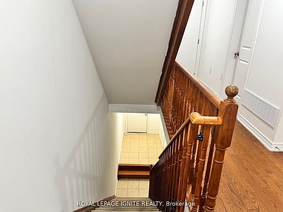 5th image of 1309 Danforth Rd