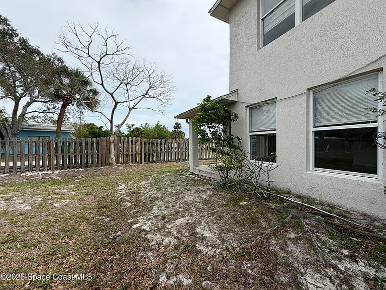 915 Twisting Branch Ct — Photo 4