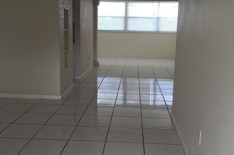 1st image of 1053 NE 204th Ln
