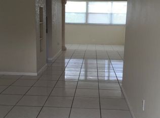 1053 NE 204th Ln, Miami, FL 33179