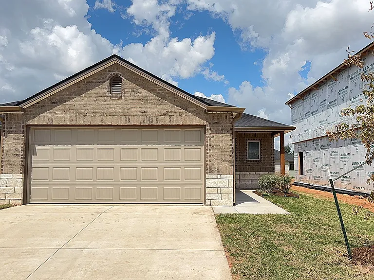 3605 Maggie Rd — Photo 1