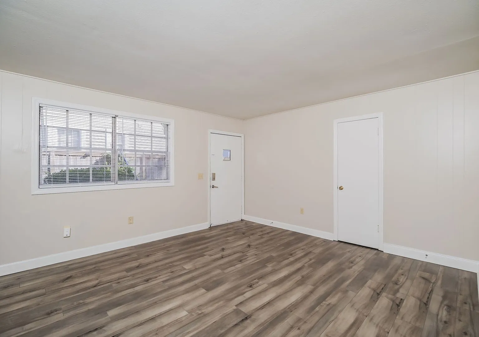 517 Rutledge Ave. — Photo 3